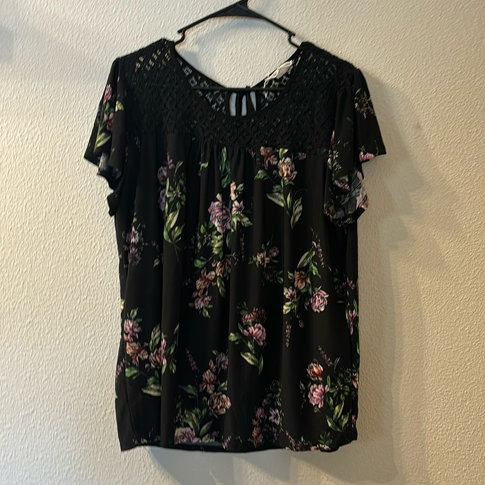 Mauve floral faux silk top size 2X